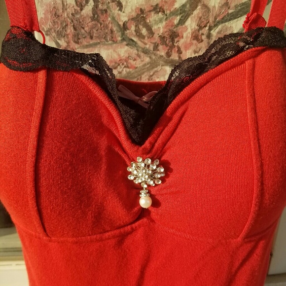 RED DRESS WITH RHINESTONES,SIZE MEDIUM - Picture 5 of 8